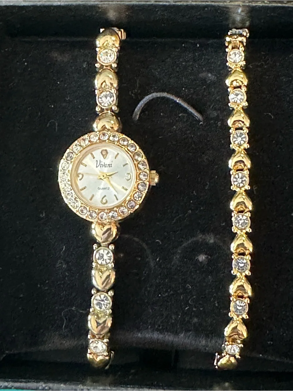 EUC Viviani Gold tone Crystal Women's Bracelet Watch Set